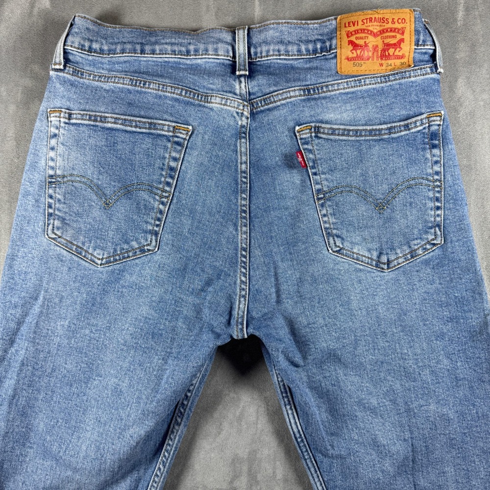 Levis 505 Regular Fit Mens 34x30 Light Wash Straight Leg Jeans Blue Denim - Picture 6 of 12